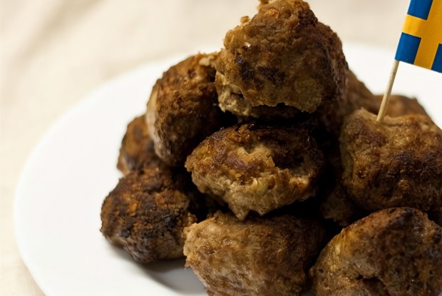 Фрикадельки по-шведски