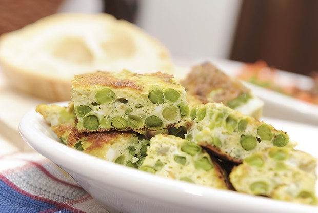 Фриттата раннего лета