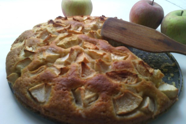 Фруктовый пирог на кефире