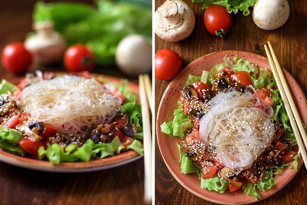 Фунчоза с грибами и помидорами черри