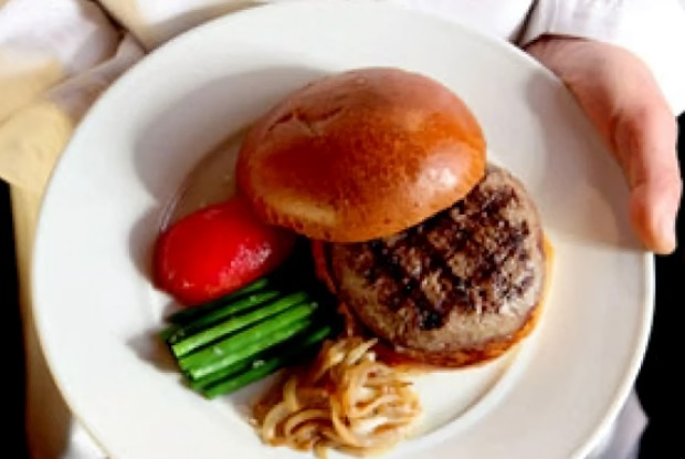 Гамбургер с котлетой из говядины