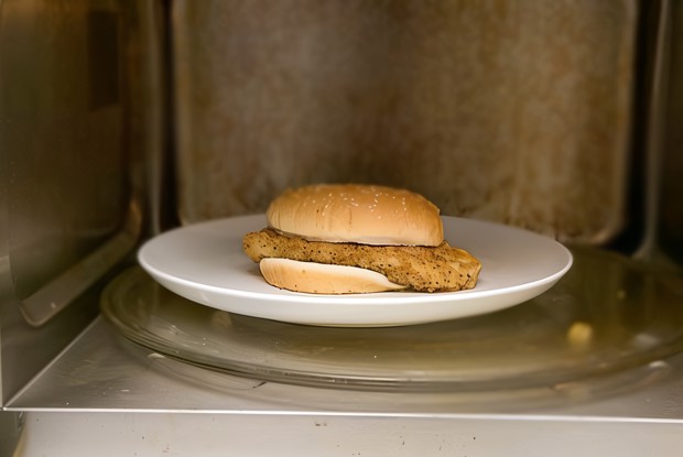 Гамбургеры с курицей и грибами