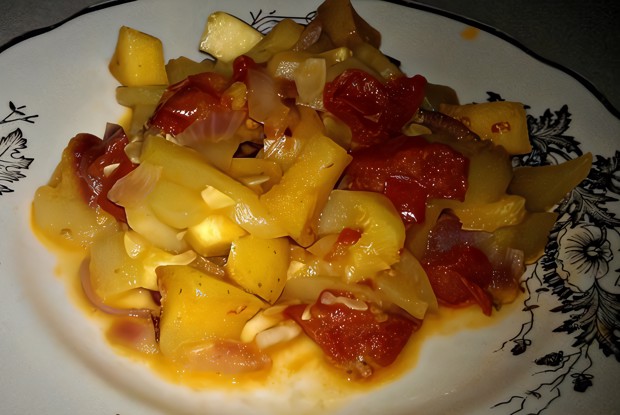 Гарнир из кабачков с яблоками