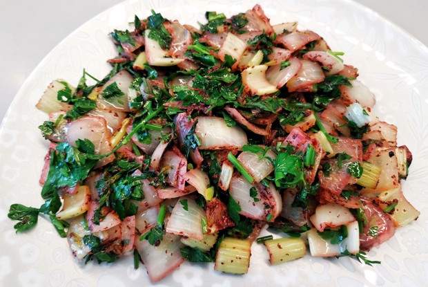 Гарнир из лука с зеленью