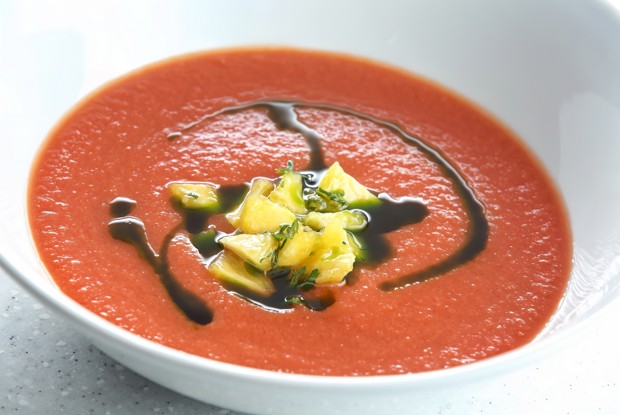 Гаспачо из перца и персиков