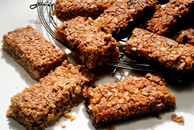 Геркулесовый пирог с фундуком