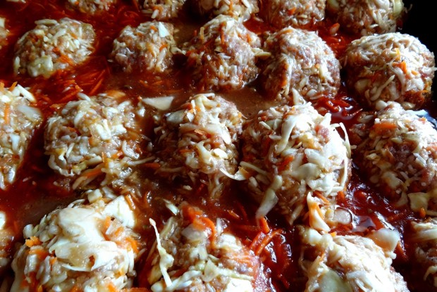 Голубцы фальшивые в тефтелях