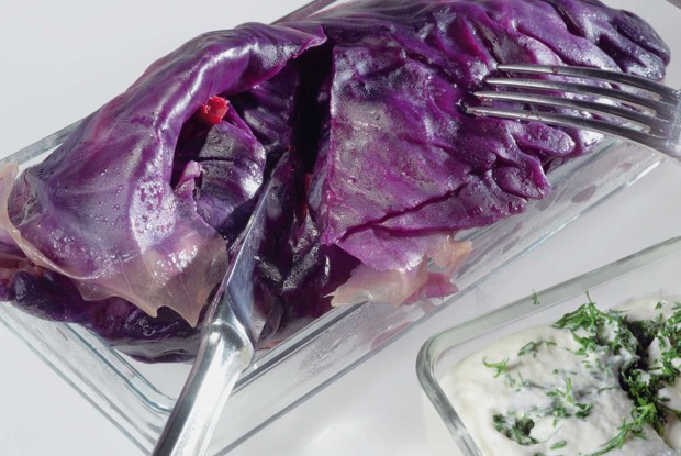 Голубцы из красной капусты с уткой