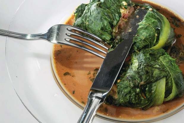 Голубцы из романо с бараниной и чечевицей