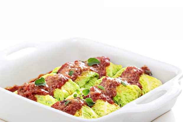 Голубцы из савойской капусты с рикоттой Unagrande и шпинатом