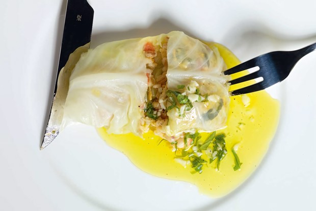 Голубцы с перловкой и морскими гадами