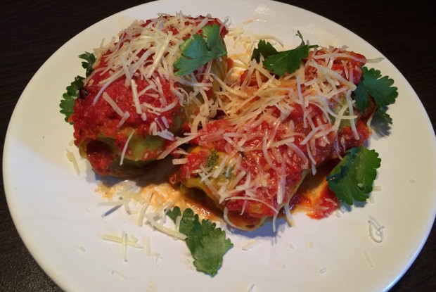 Голубцы с орехами и паниром