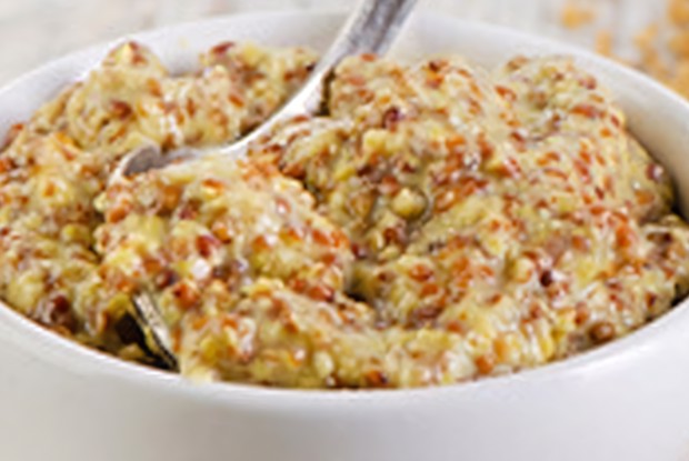 Горчичный соус с чили, луком и сливками