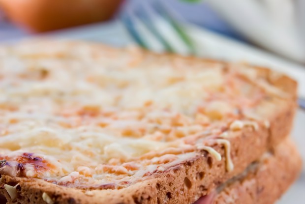 Горячий бутерброд (Croque monsieur)