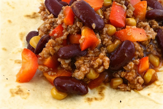 Говядина с бобами и кукурузой по-мексикански