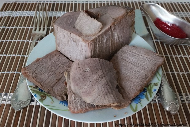 Говядина, запеченная в собственном соку