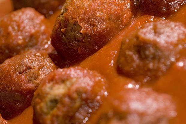 Говяжьи котлеты с томатным соусом