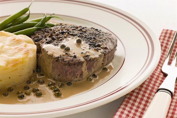 Говяжьи медальоны в коньячном соусе