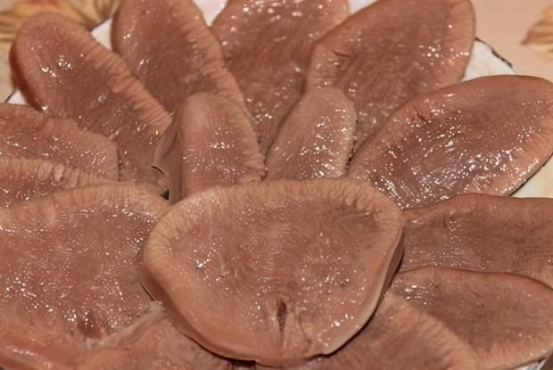 Говяжий язык в мультеварке