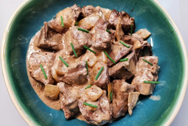 Говяжья печень с луком