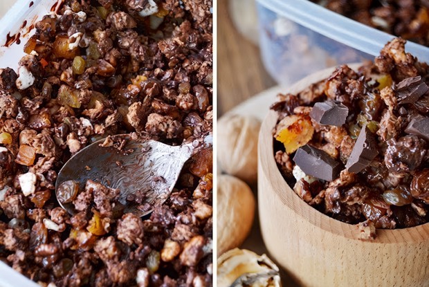 Гранола с шоколадом и мелиссой