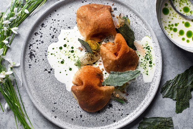 Гречишные блины с рагу из белых грибов и укропным маслом