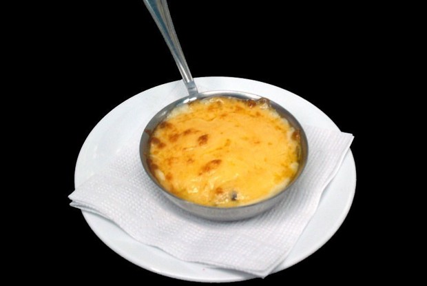 Грибы, запеченные в сметанном соусе