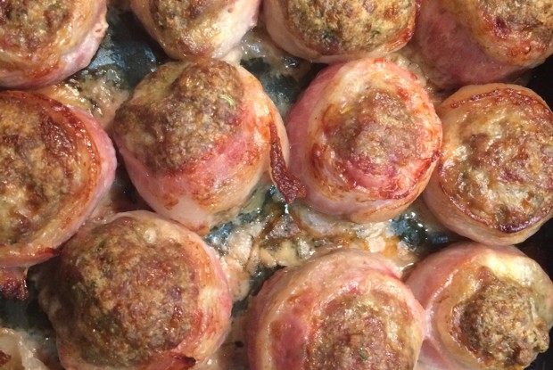 Грибные шарики в беконе