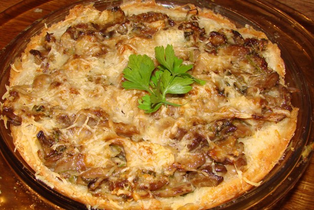 Грибной пирог с сыром