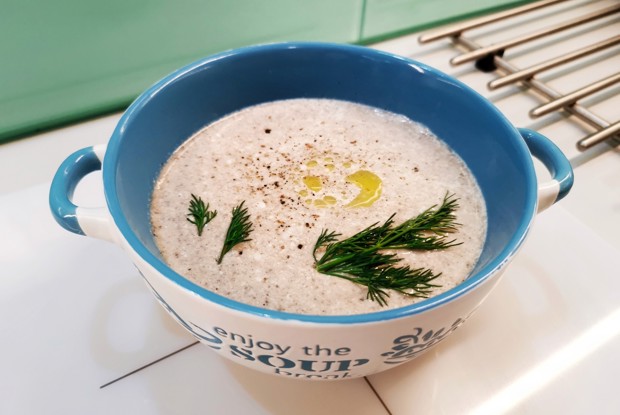 Грибной крем-суп на курином бульоне