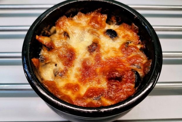 Грибной жюльен с маслинами