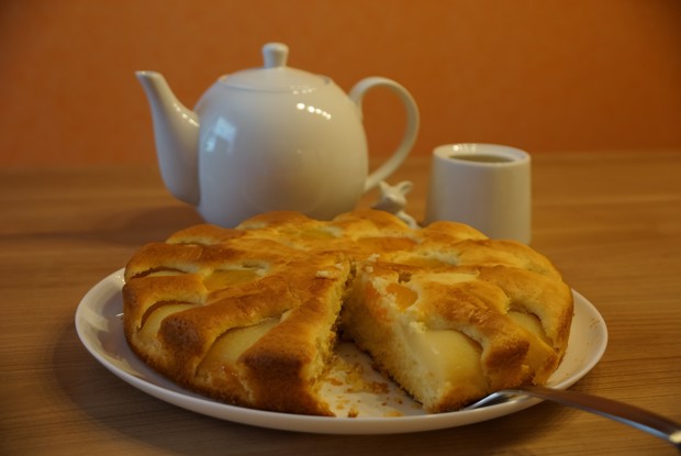 Грушево-абрикосовый пирог