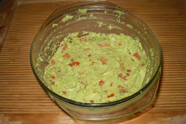 Гуакамоле с соком лайма