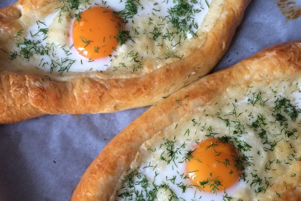 Хачапури по-аджарски