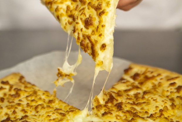 Хачапури с сыром сулугуни