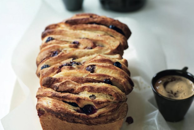 Хлеб с голубикой