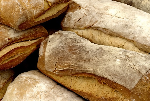 Хлеб с грюйером и кумином