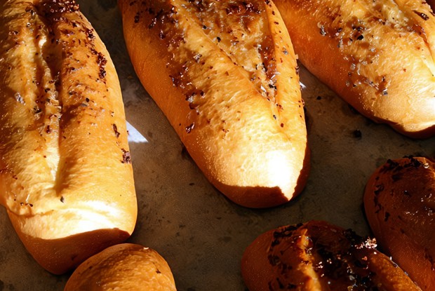 Хлеб с маслинами