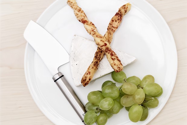 Хлебные палочки с кунжутом и анисом