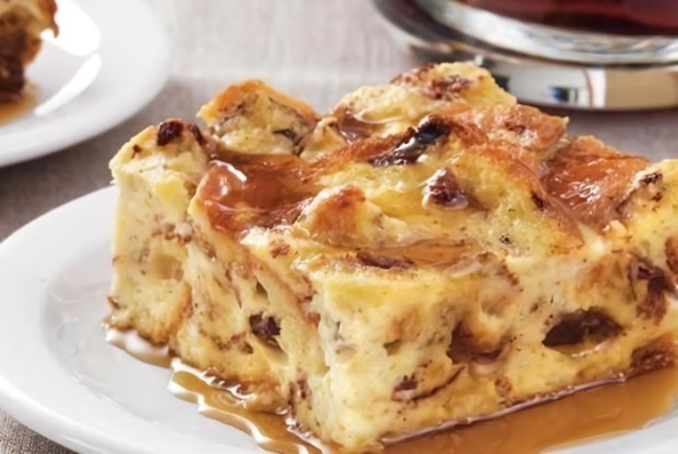 Хлебный пудинг с корицей