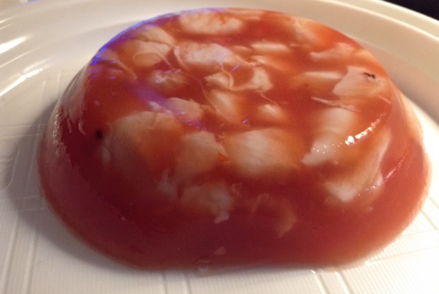 Холодец из курицы в томатном соке без соли