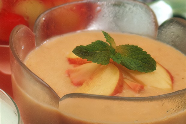 Холодный сладкий суп с нектаринами