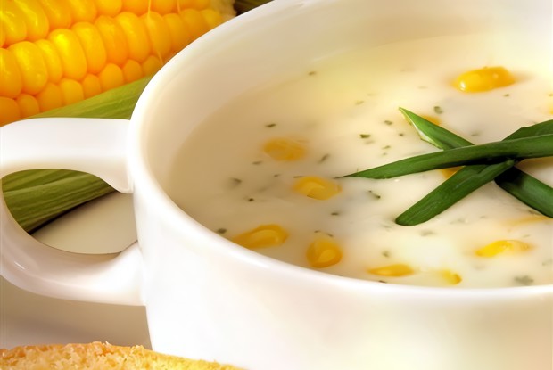 Холодный суп из кукурузы с яйцами