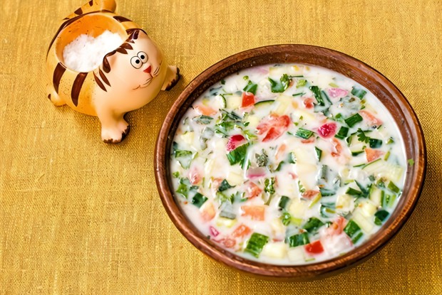 Холодник из кислого молока