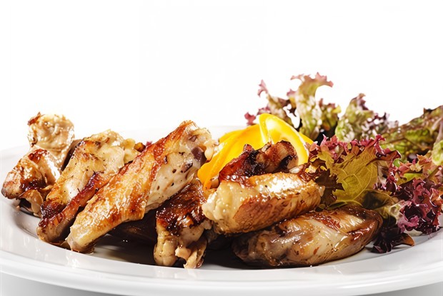 Хрустящие куриные крылышки на гриле