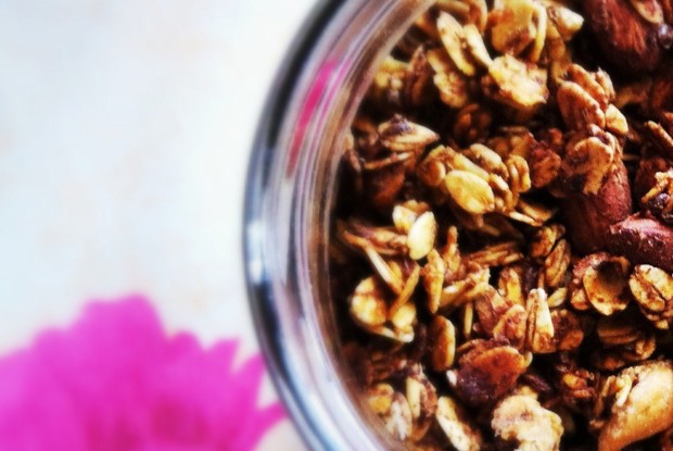 Хрустящая кокосовая гранола c кешью