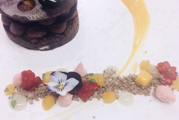 Хрустящие брауни с шоколадным муссом