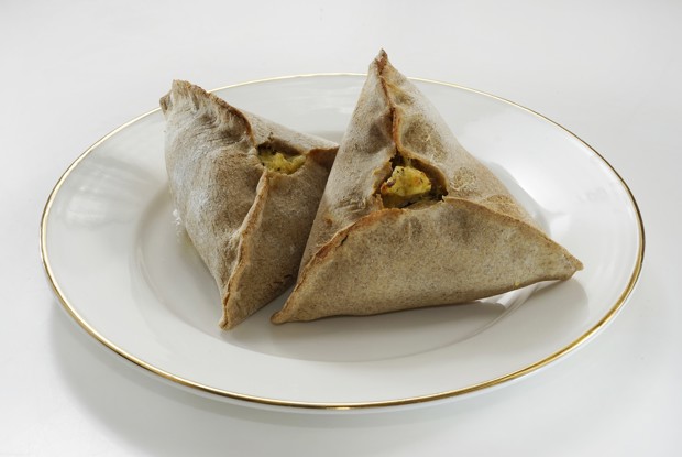 Хрустящие ржаные пирожки с печенью трески