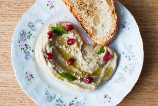 Хумус баклажанный