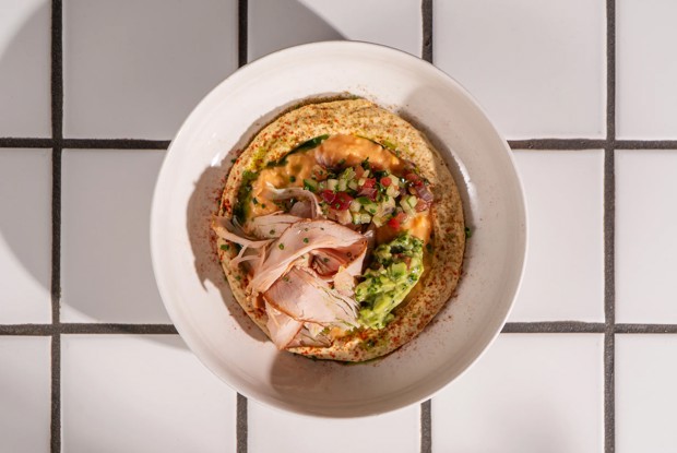 Хумус с завтраком